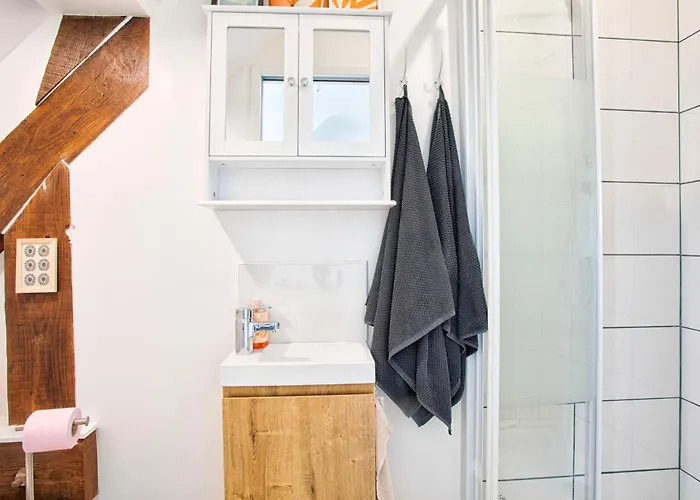 Appartement Les Rives - Ascenseur - 5 Min A Pieds De La Gare *