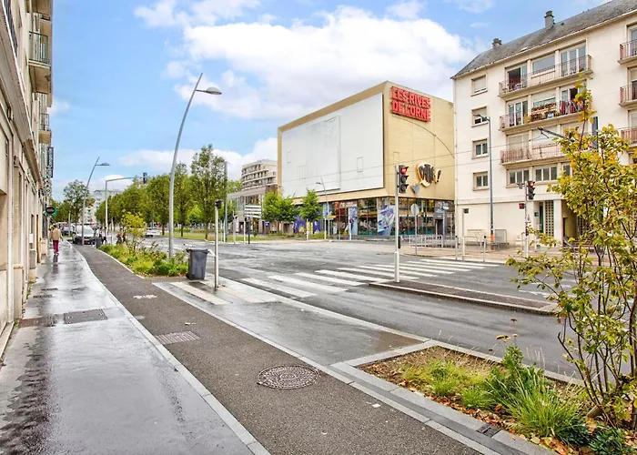 Les Rives - Ascenseur - 5 Min A Pieds De La Gare Lägenhet